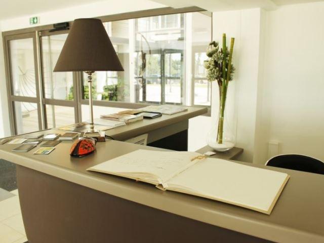 Adonis Aix En Provence Aparthotel 3*
