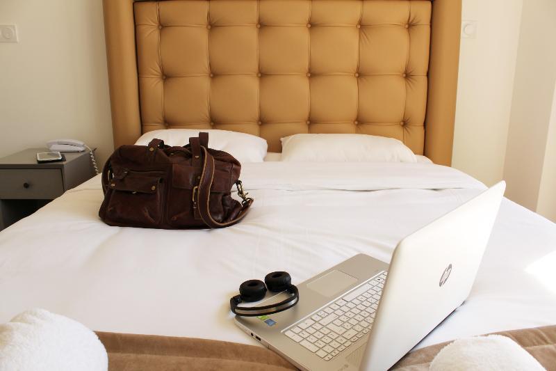 Adonis Aix En Provence Aparthotel 3*